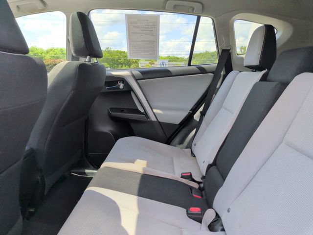 Used 2016 Toyota RAV4 XLE FWD image 28
