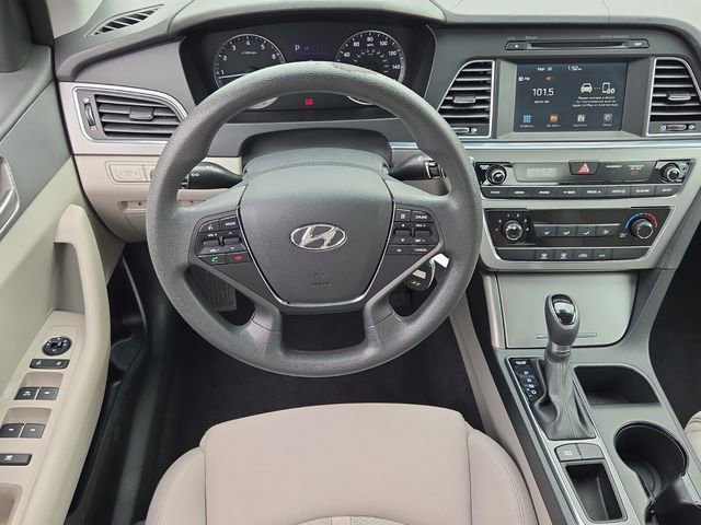 Used 2017 Hyundai Sonata ECO image 15