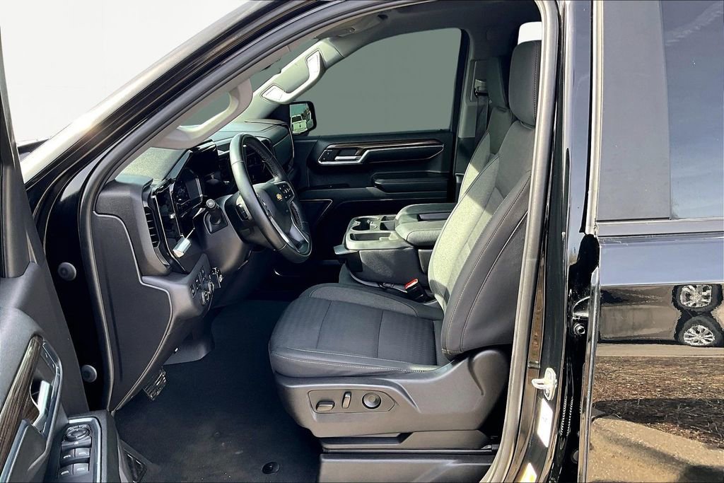 Used 2023 Chevrolet Silverado 1500 LT w/ Protection Package image 25