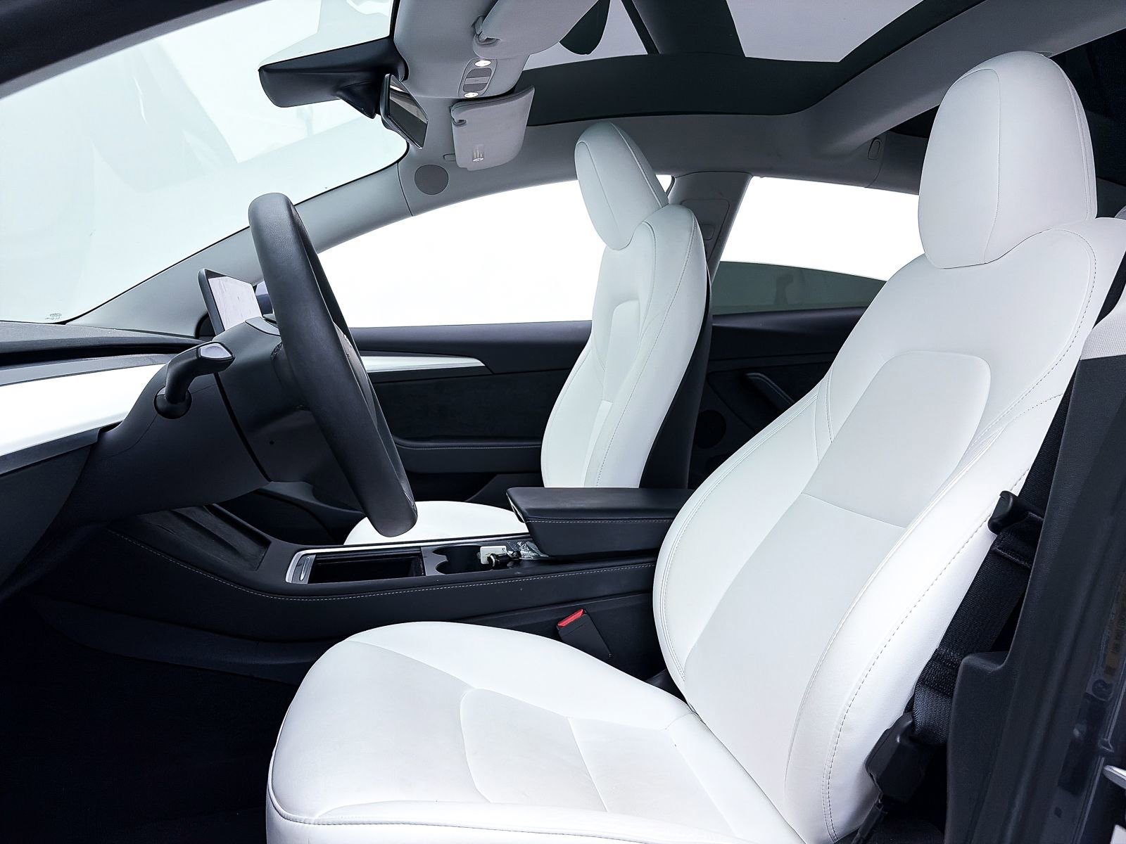 Used 2023 Tesla Model 3 Standard Range image 17