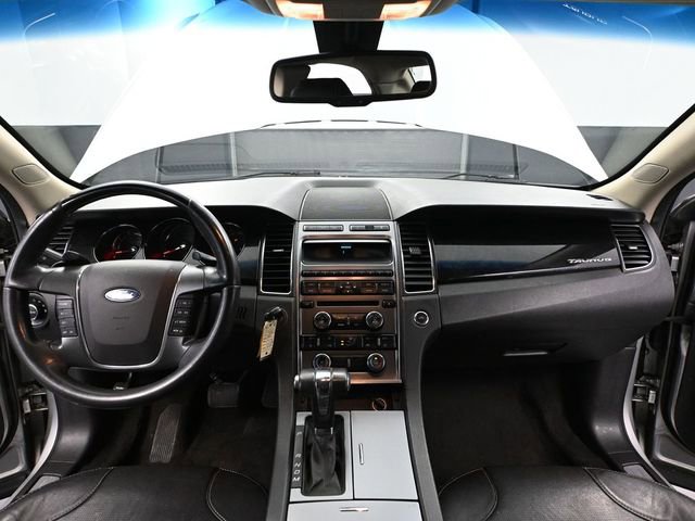Used 2010 Ford Taurus Limited image 22