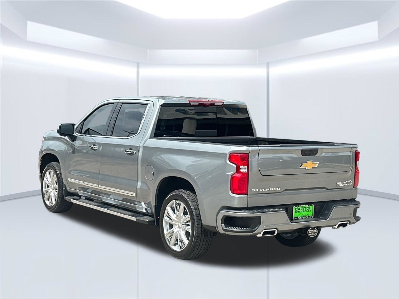 New 2026 Chevrolet Silverado 1500 High Country w/ High Country Premium Package AWD/4WD image 3