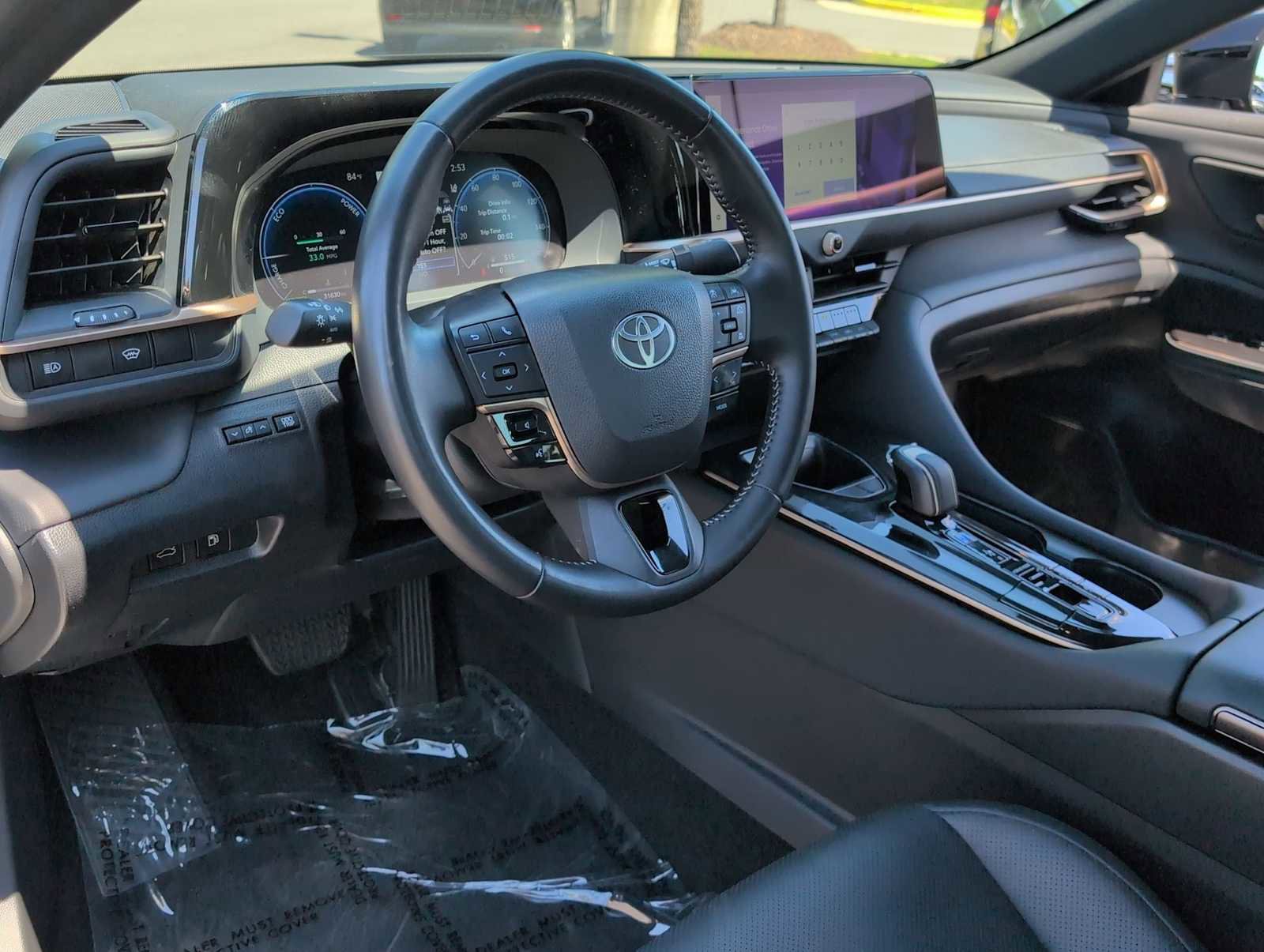 Used 2025 Toyota Crown AWD/4WD image 10