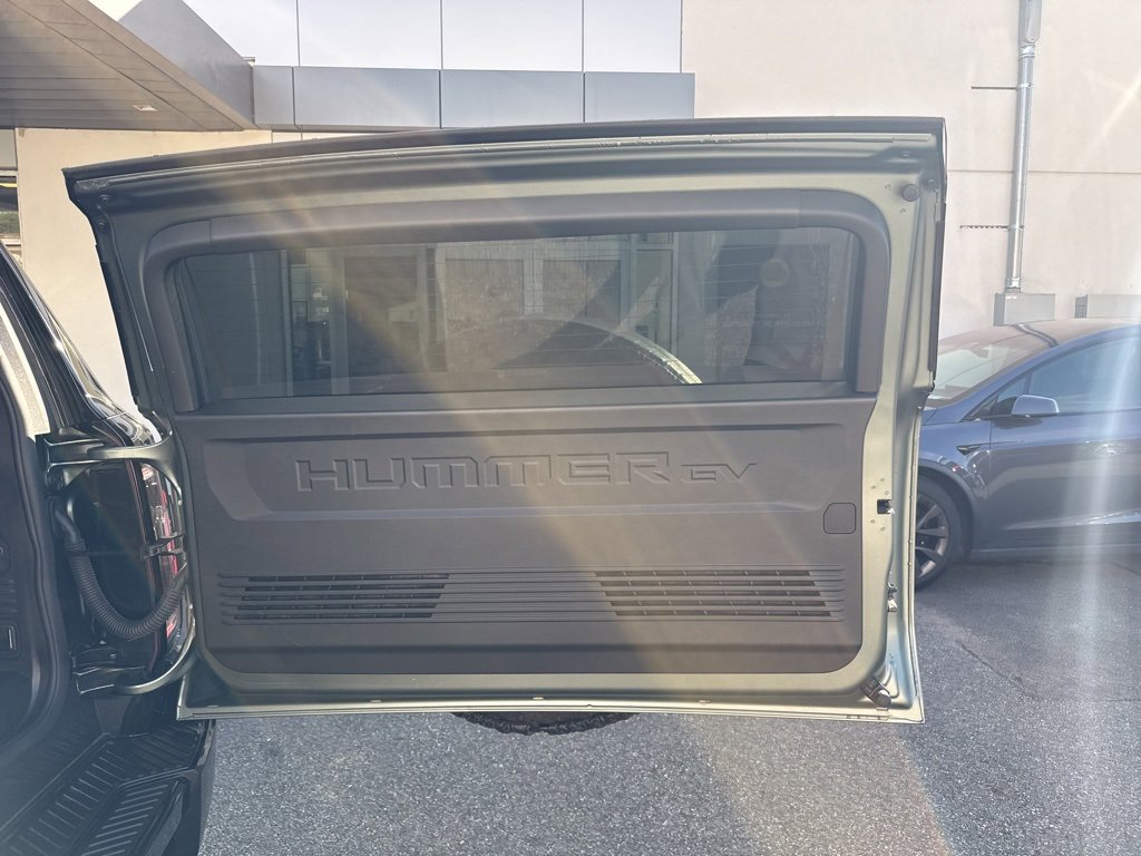 Used 2024 GMC Hummer EV 3X image 35