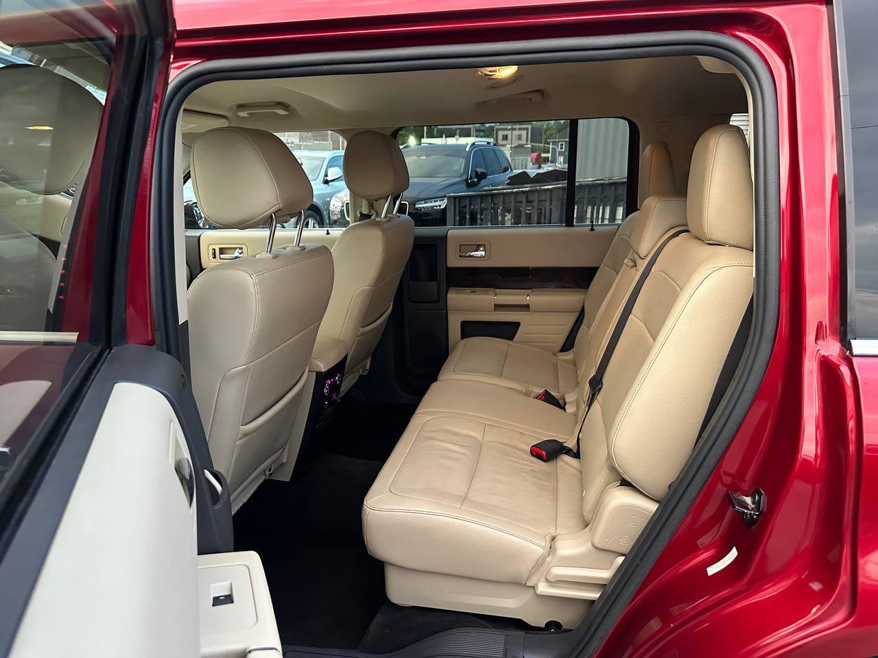 Used 2015 Ford Flex Limited FWD image 20