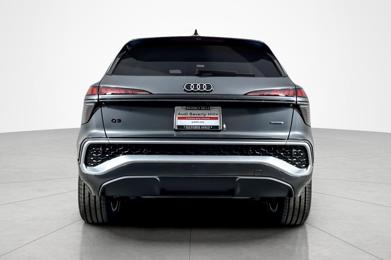New 2026 Audi Q3 quattro 2.0T image 5