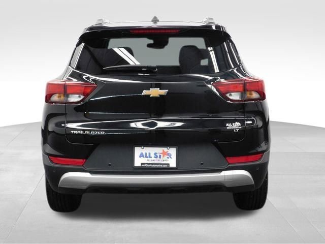 Used 2024 Chevrolet TrailBlazer LT w/ Convenience Package image 9
