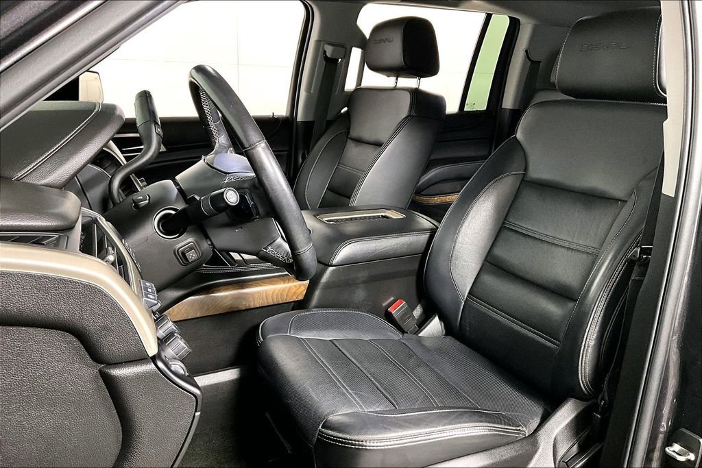 Used 2018 GMC Yukon XL Denali w/ Open Road Package image 25