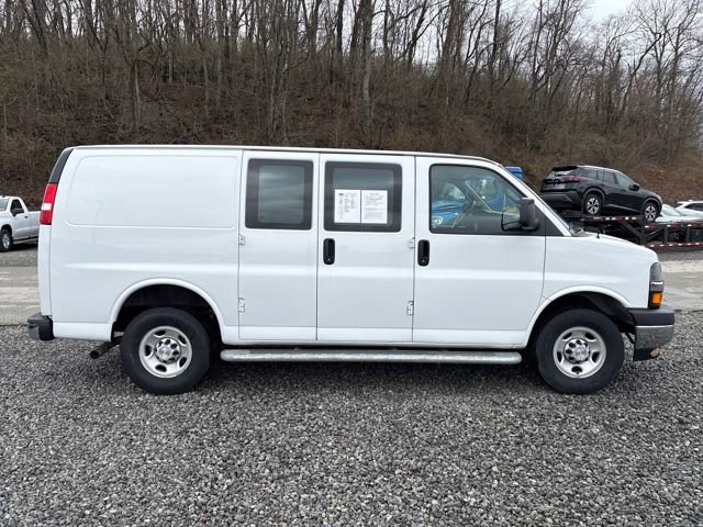 Used 2024 Chevrolet Express 2500 w/ Driver Convenience Package image 6