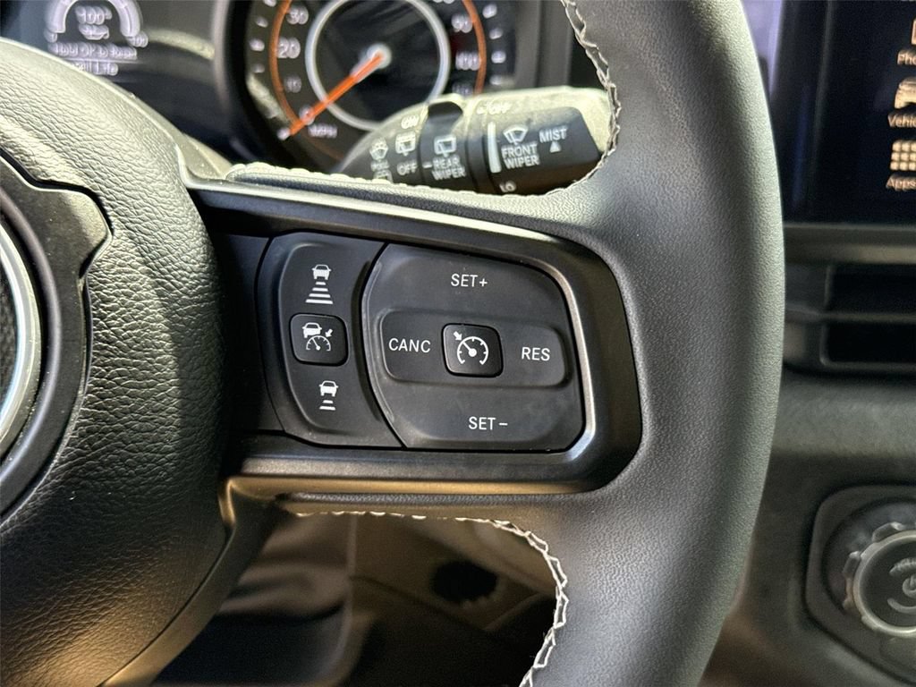 Used 2025 Jeep Wrangler Unlimited Sport AWD/4WD image 34