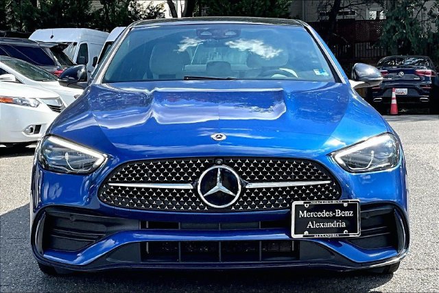 Used 2023 Mercedes-Benz C 300 4MATIC Sedan image 2
