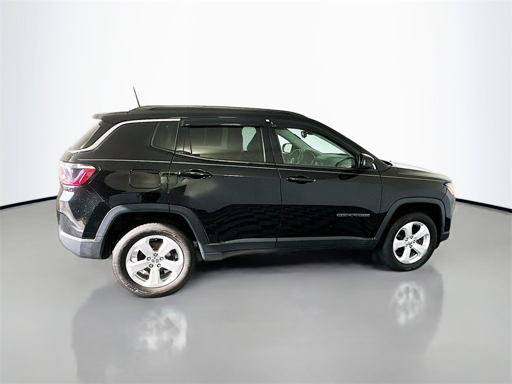 Used 2020 Jeep Compass Latitude image 8