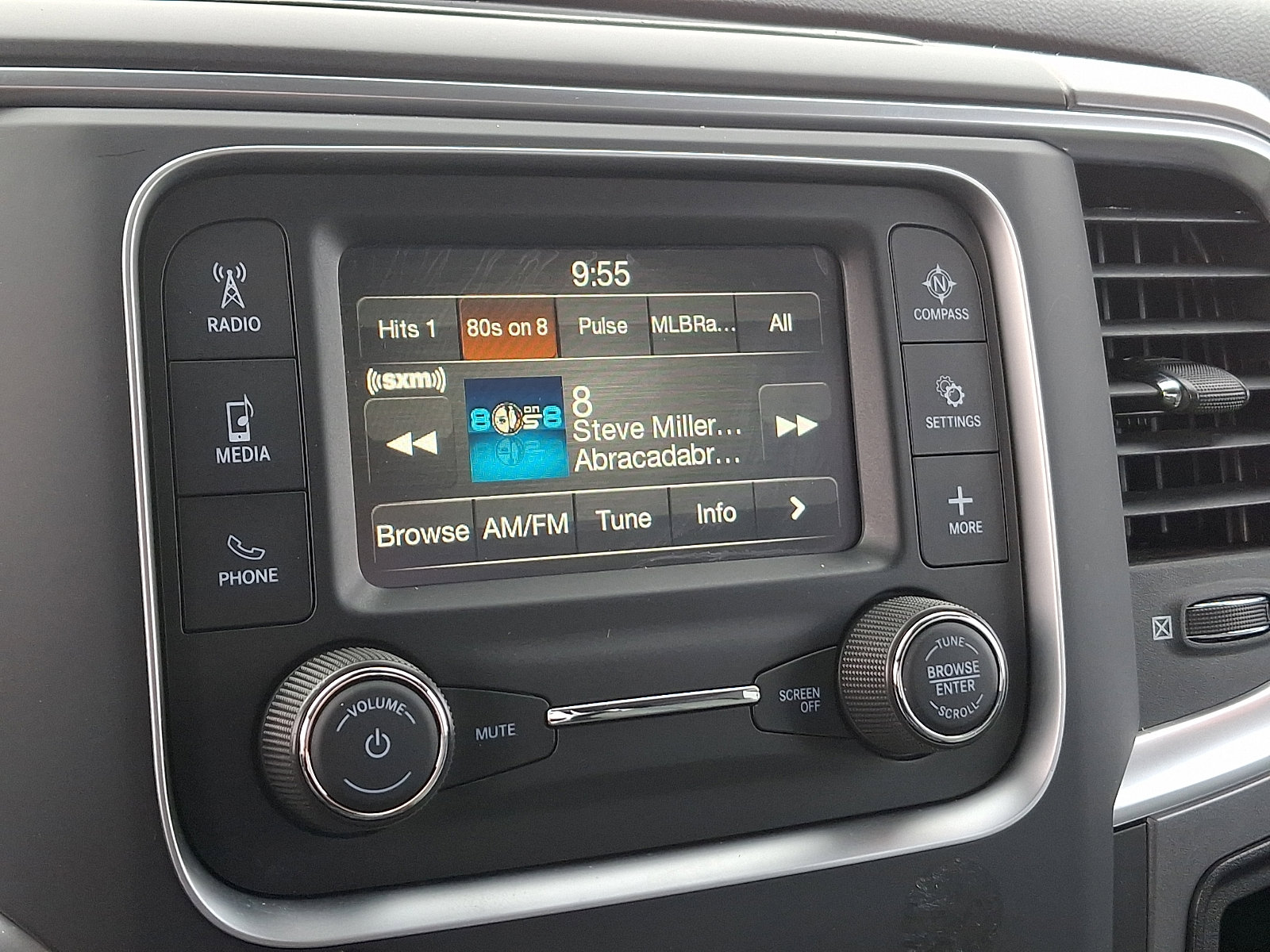 Used 2024 RAM 1500 Classic SLT image 15