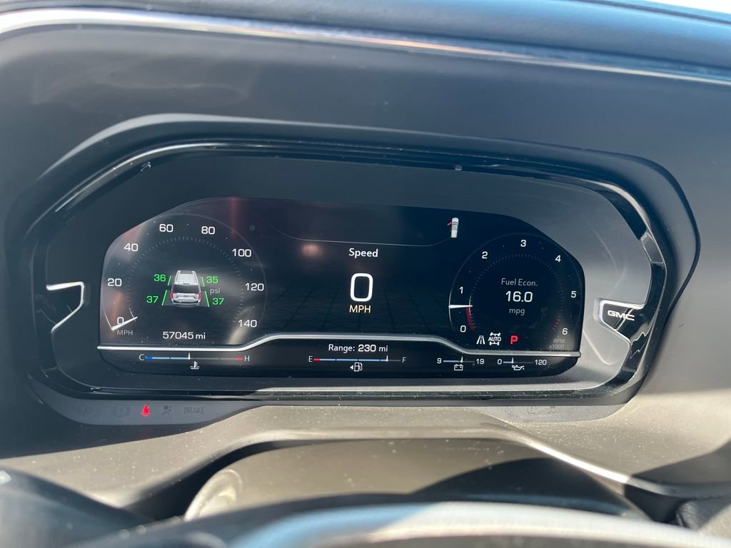 Used 2023 GMC Yukon Denali image 8