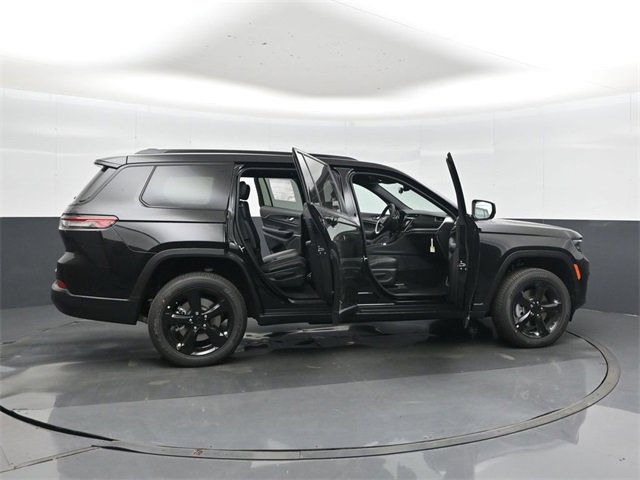 New 2025 Jeep Grand Cherokee L Altitude image 43