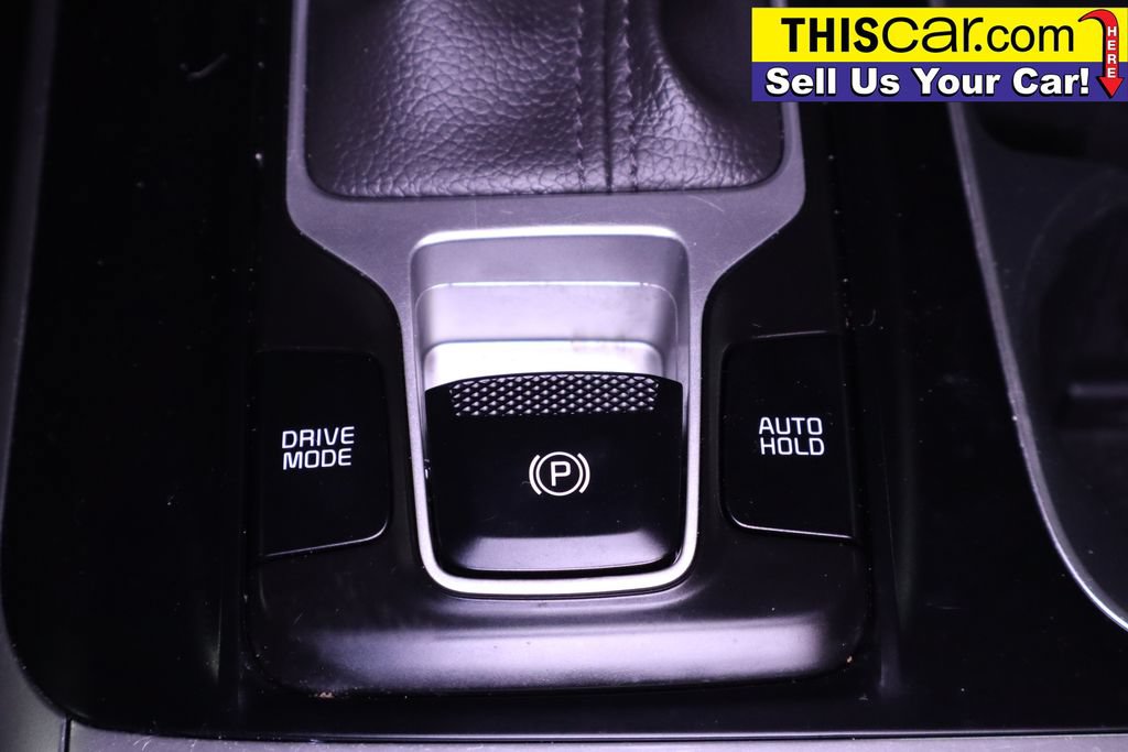 Used 2024 Kia Carnival LX FWD image 22