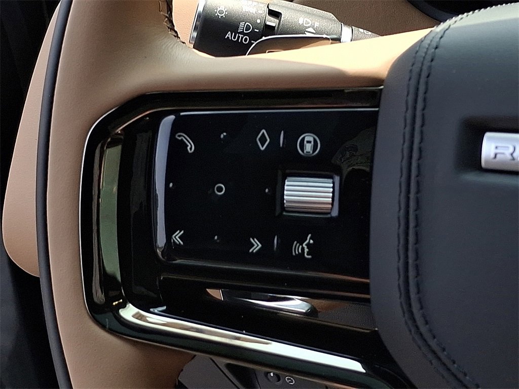 New 2025 Land Rover Range Rover Velar Dynamic HSE image 14