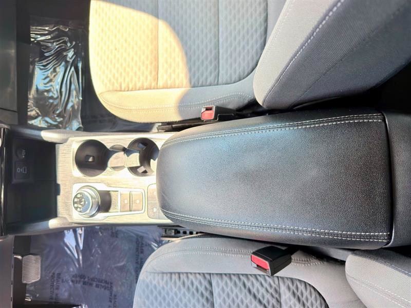 Used 2022 Ford Escape SE AWD/4WD image 15