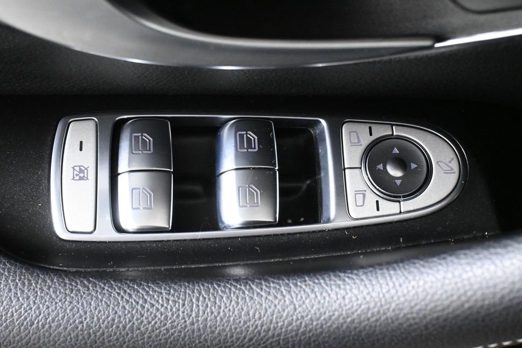 Certified 2020 Mercedes-Benz E 450 4MATIC Wagon image 29