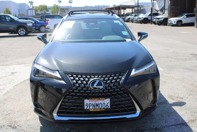 Used 2025 Lexus UX 300h FWD w/ Accessory Package (Z2) image 2