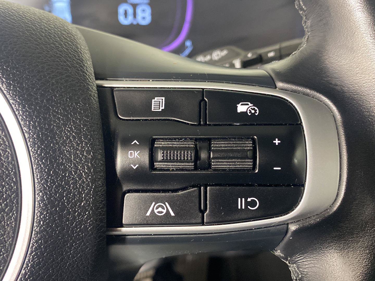 Used 2024 Kia Sportage EX AWD/4WD image 25