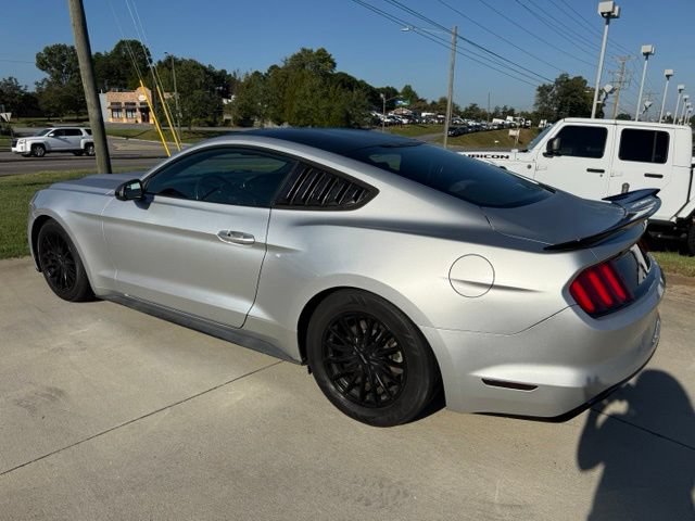 Used 2016 Ford Mustang Coupe RWD image 6