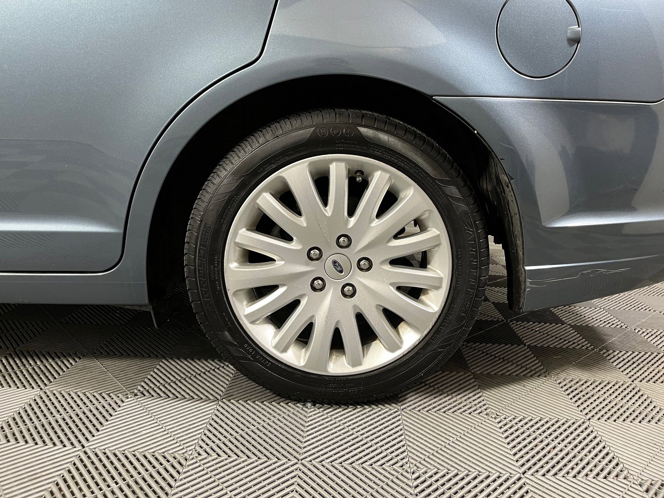 Used 2011 Ford Fusion Hybrid w/ 502A Rapid Spec Order Code image 19