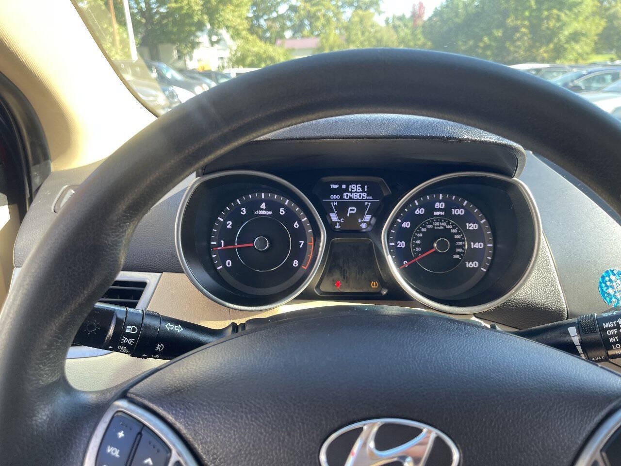 Used 2013 Hyundai Elantra GLS w/ Preferred Pkg FWD image 12