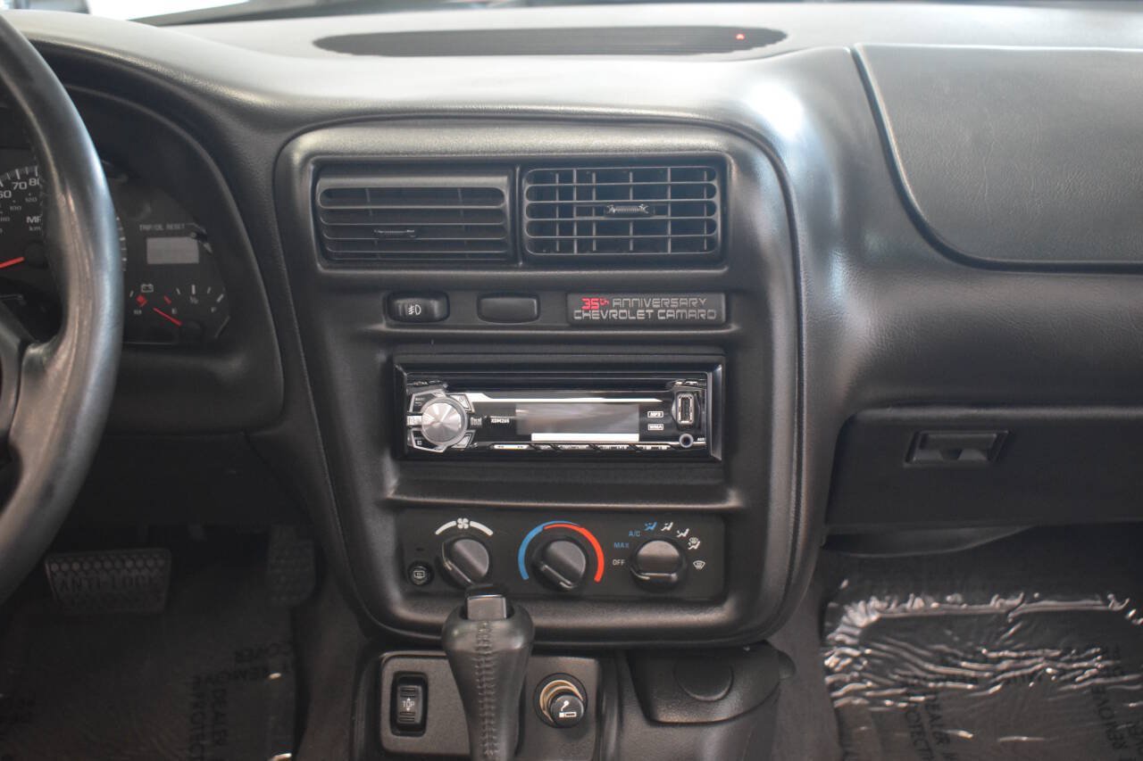 Used 2002 Chevrolet Camaro Z28 RWD image 47