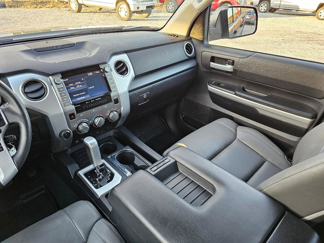 Used 2020 Toyota Tundra SR5 w/ SR5 Convenience Package image 36