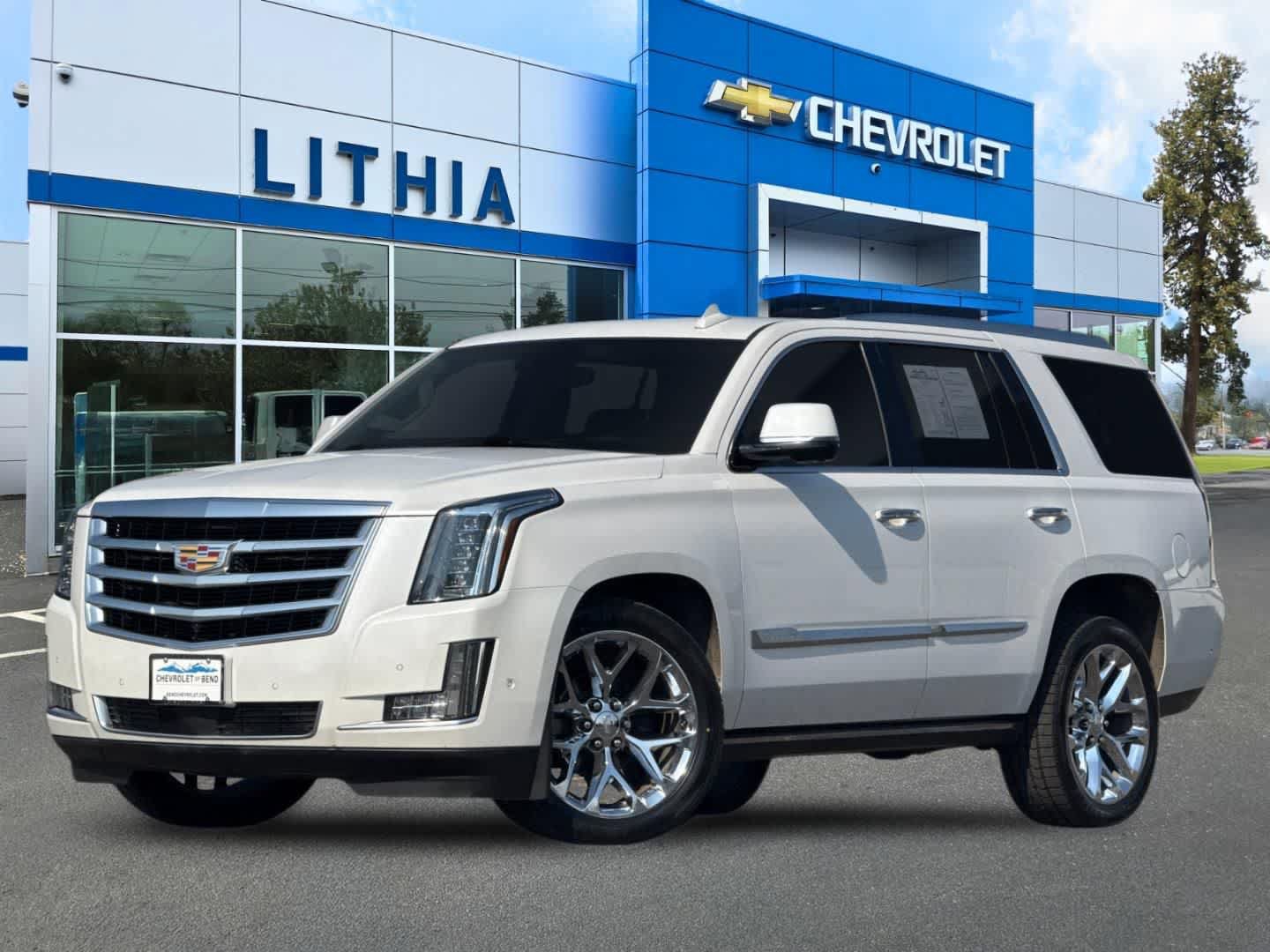 Used 2020 Cadillac Escalade Premium Luxury AWD/4WD image 1