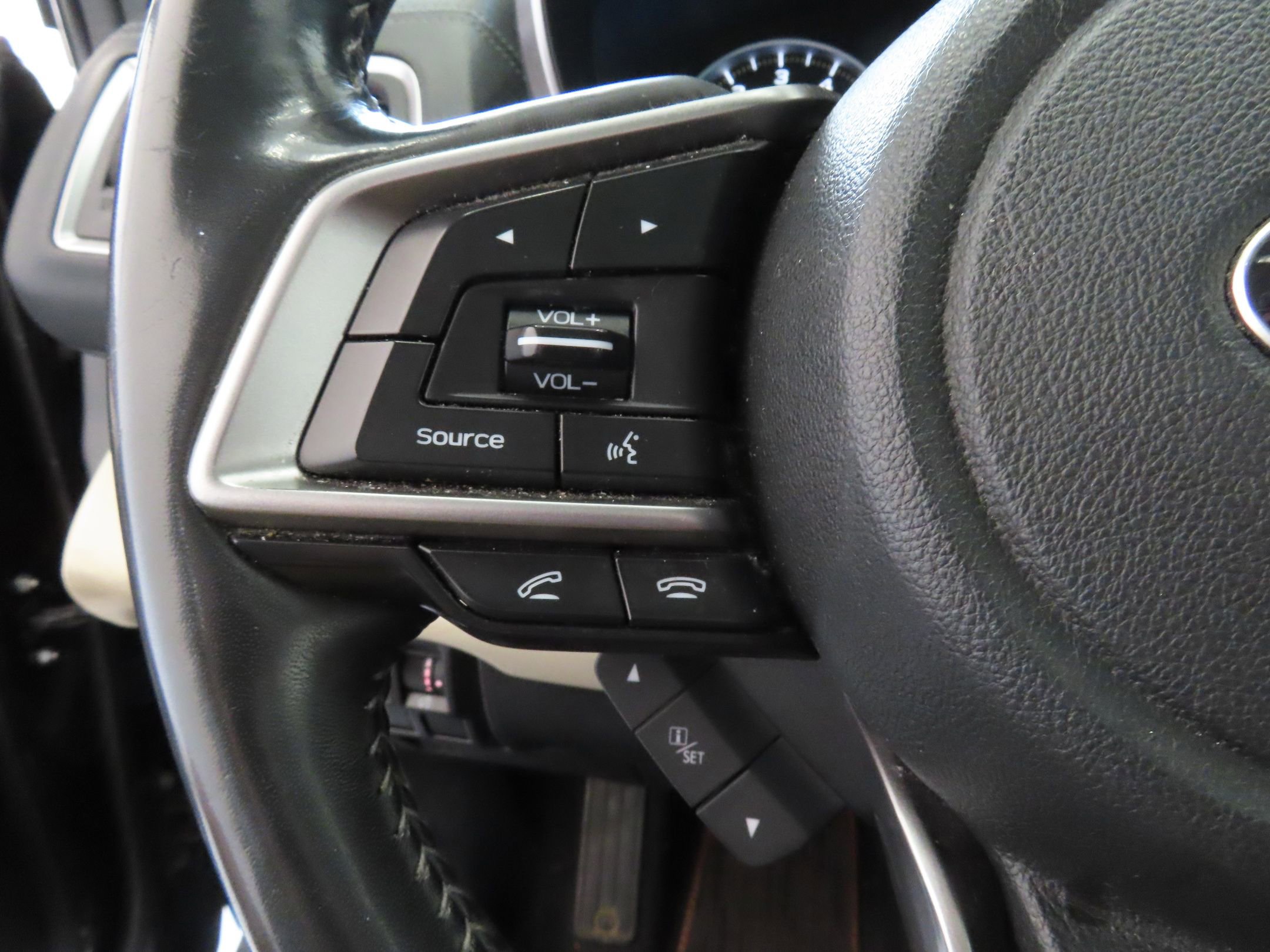 Used 2020 Subaru Ascent Touring w/ Popular Package #3 AWD/4WD image 15