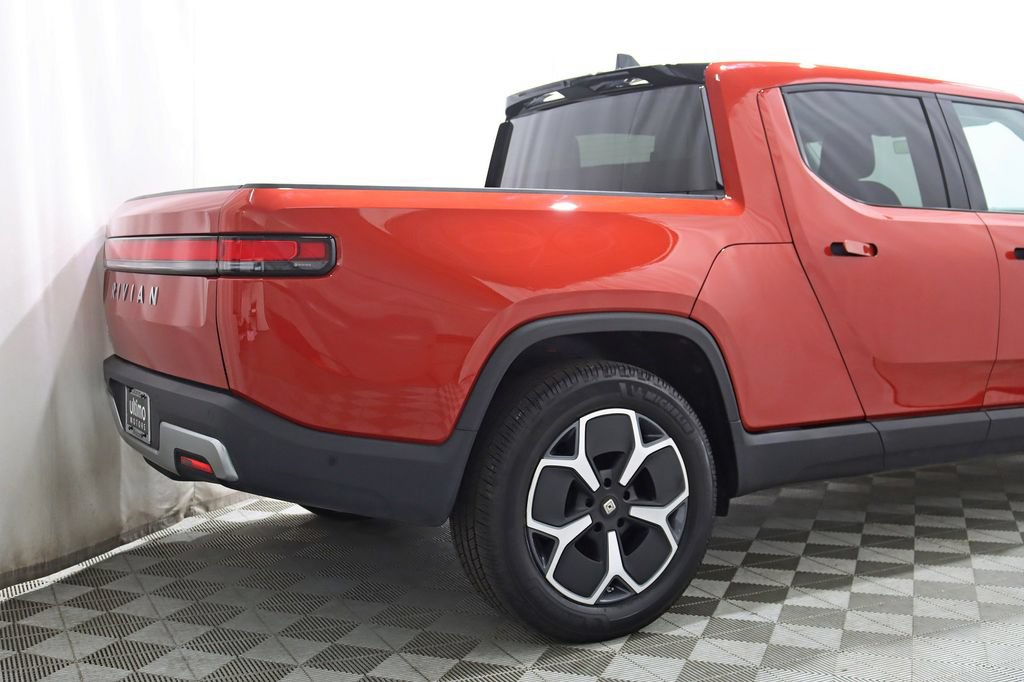 Used 2022 Rivian R1T Adventure AWD/4WD image 9