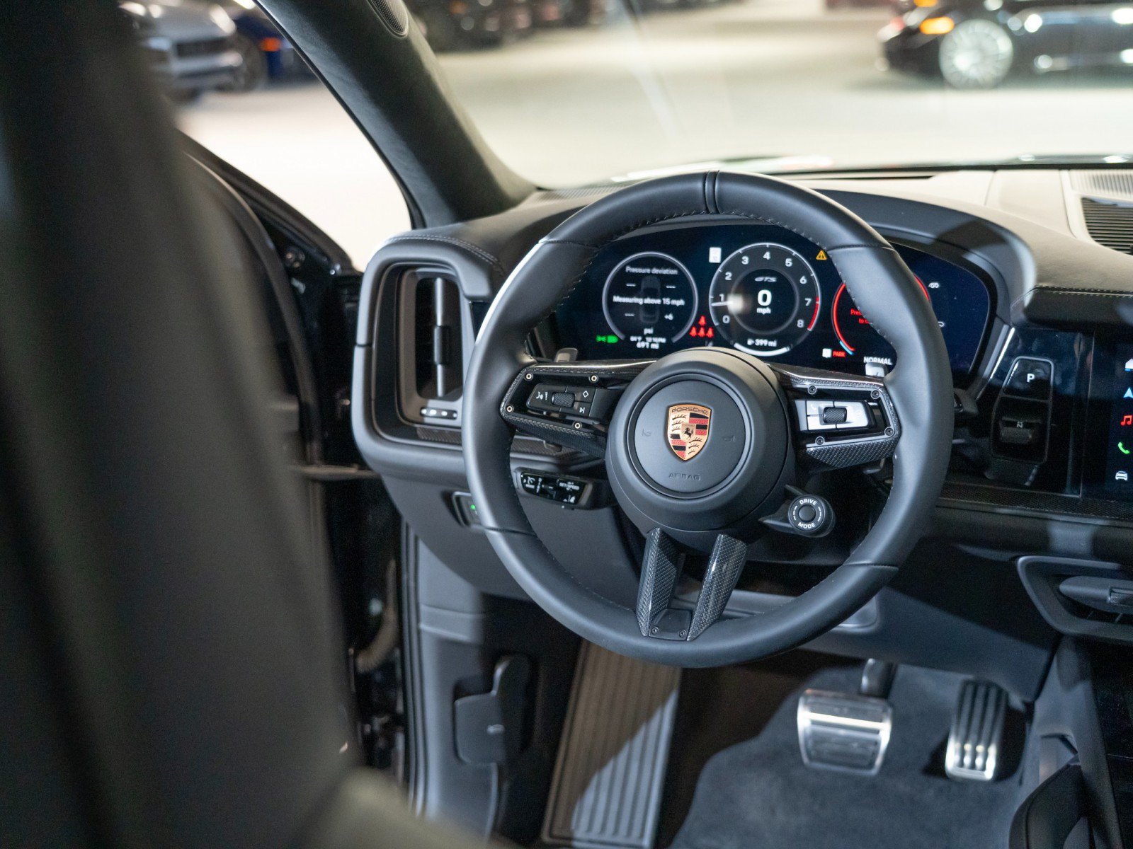Used 2026 Porsche Cayenne GTS AWD/4WD image 27