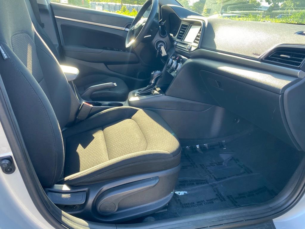 Used 2019 Hyundai Elantra SEL w/ Cargo Package FWD image 9