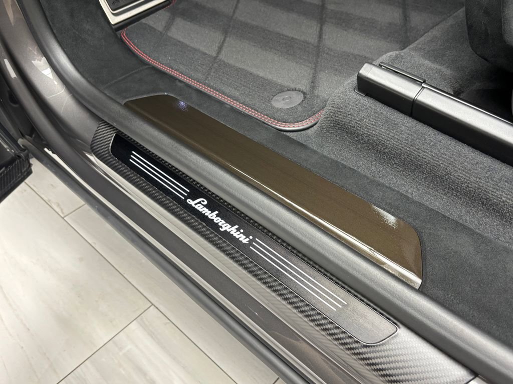 Used 2023 Lamborghini Urus Performante image 76