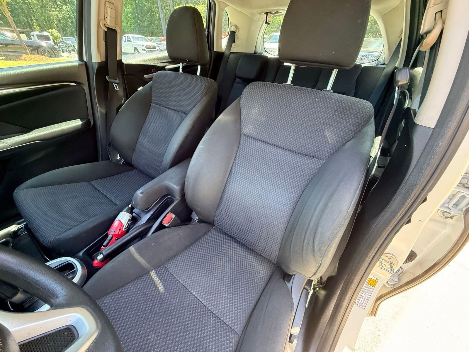 Used 2019 Honda Fit LX image 41