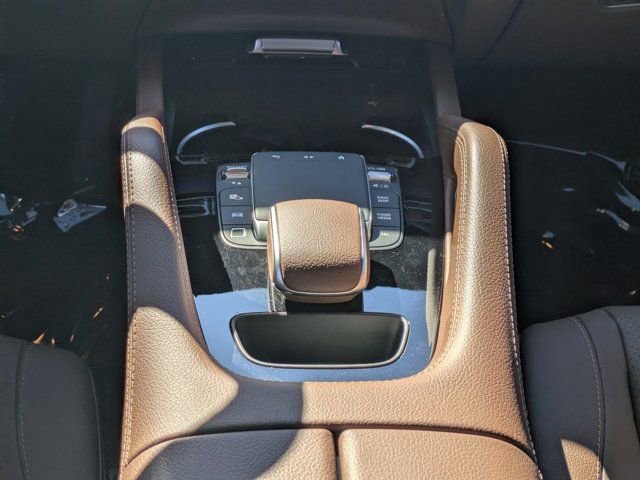 Used 2025 Mercedes-Benz GLE 350 4MATIC image 17