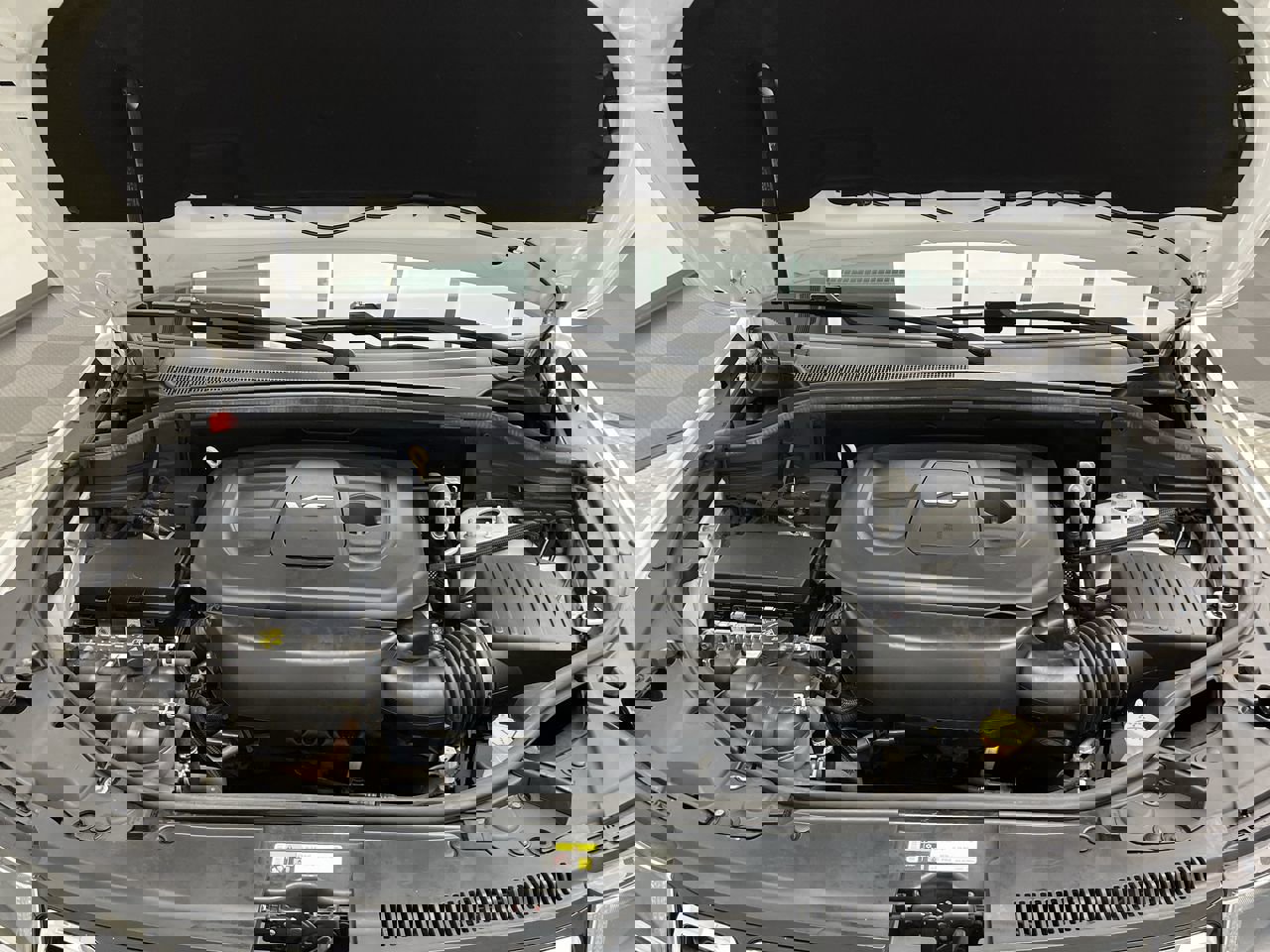 Used 2018 Jeep Grand Cherokee Limited image 28