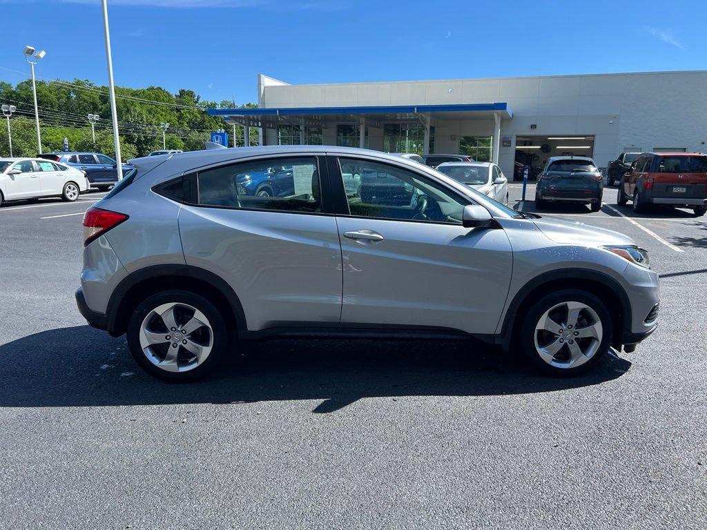 Used 2019 Honda HR-V LX image 3