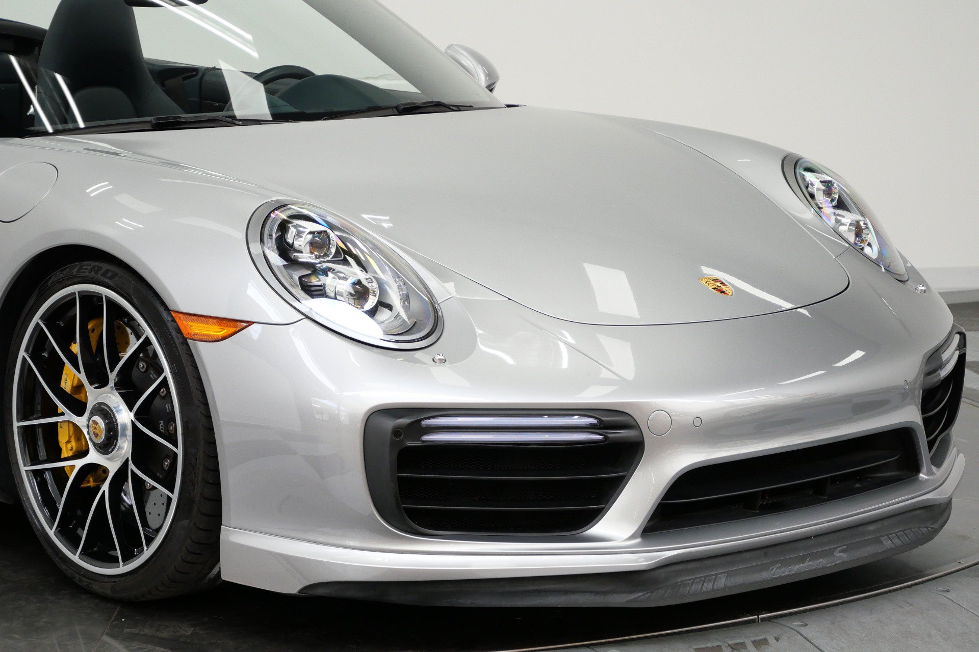 Used 2017 Porsche 911 Turbo S AWD/4WD image 46