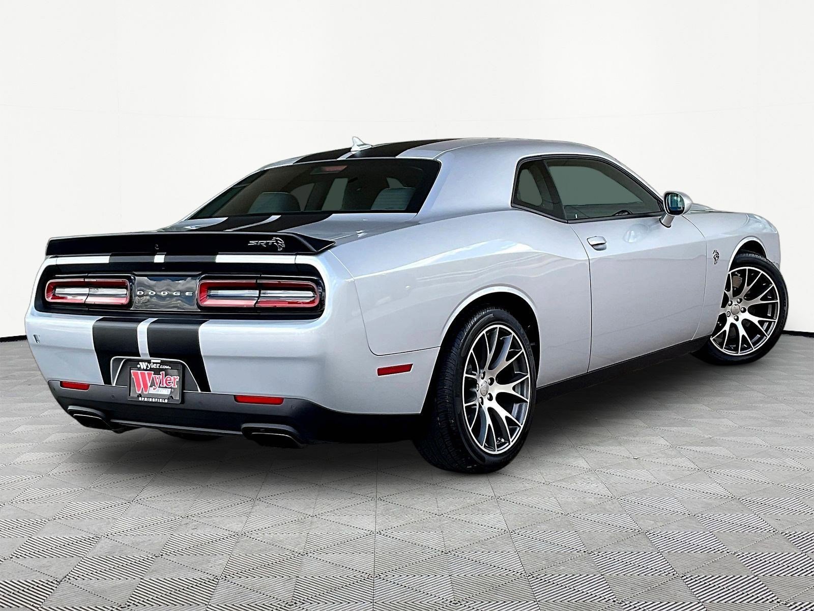 Used 2021 Dodge Challenger SRT Hellcat w/ Plus Package RWD image 6