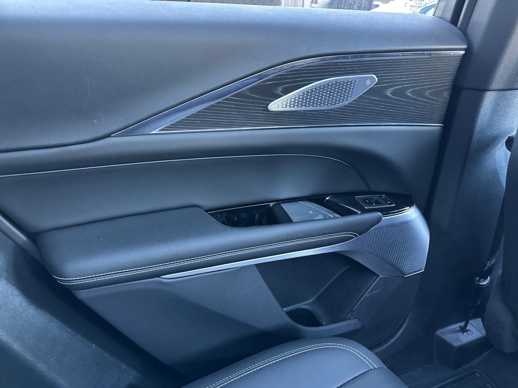 Used 2024 Cadillac Lyriq Luxury image 43