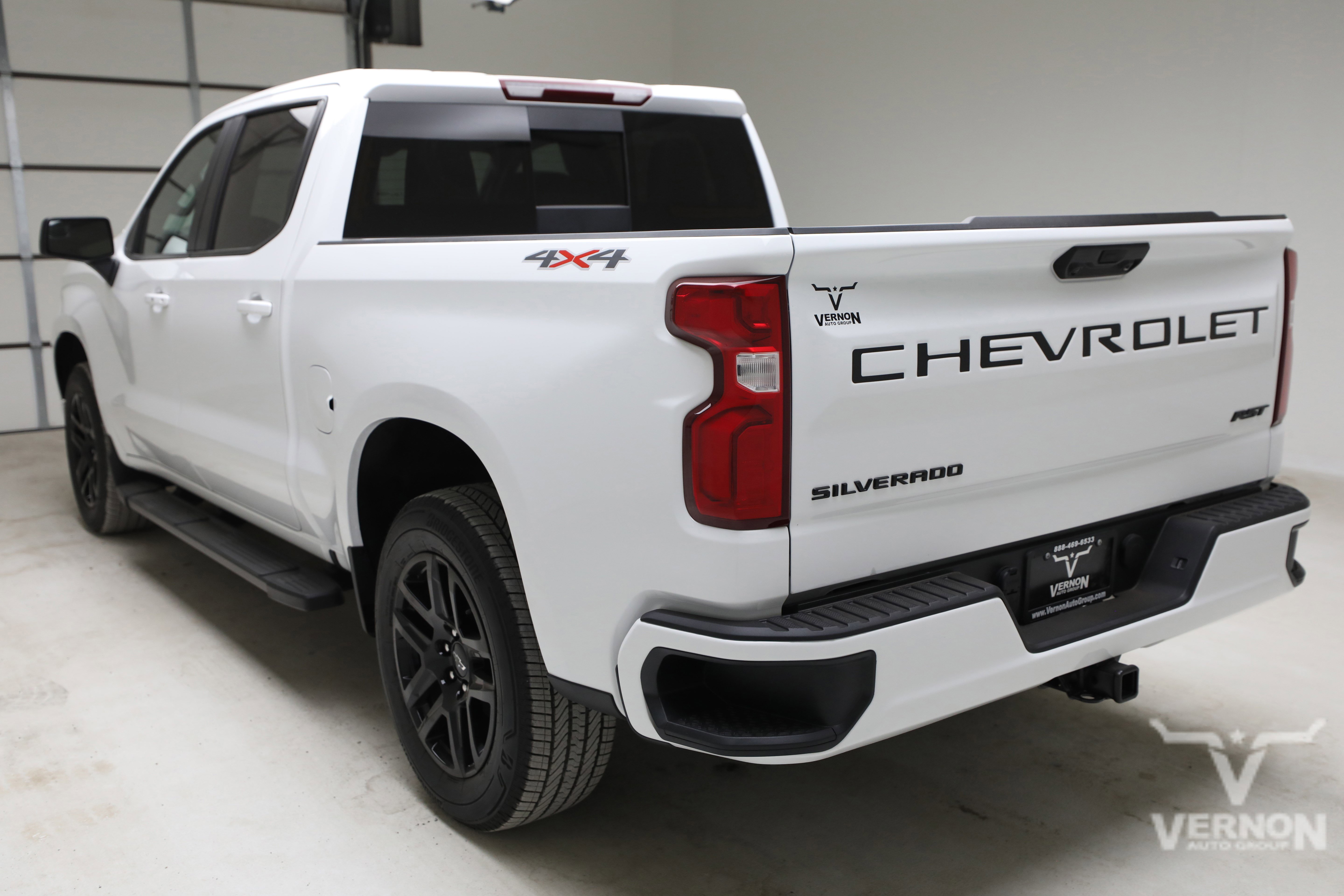 New 2026 Chevrolet Silverado 1500 RST w/ Convenience Package II AWD/4WD image 3