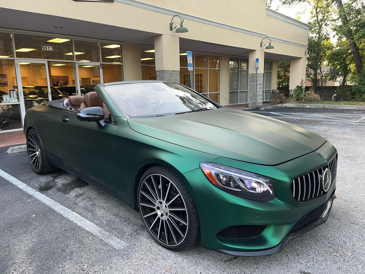 Used 2017 Mercedes-Benz S 550 Cabriolet image 1