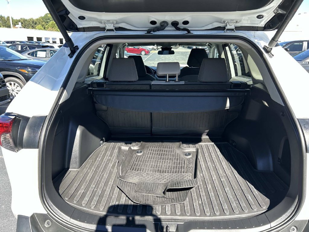 Used 2025 Toyota RAV4 XLE w/ Convenience Package FWD image 12