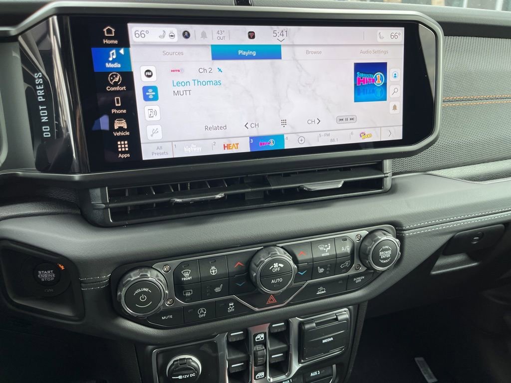 New 2026 Jeep Gladiator Mojave AWD/4WD image 38