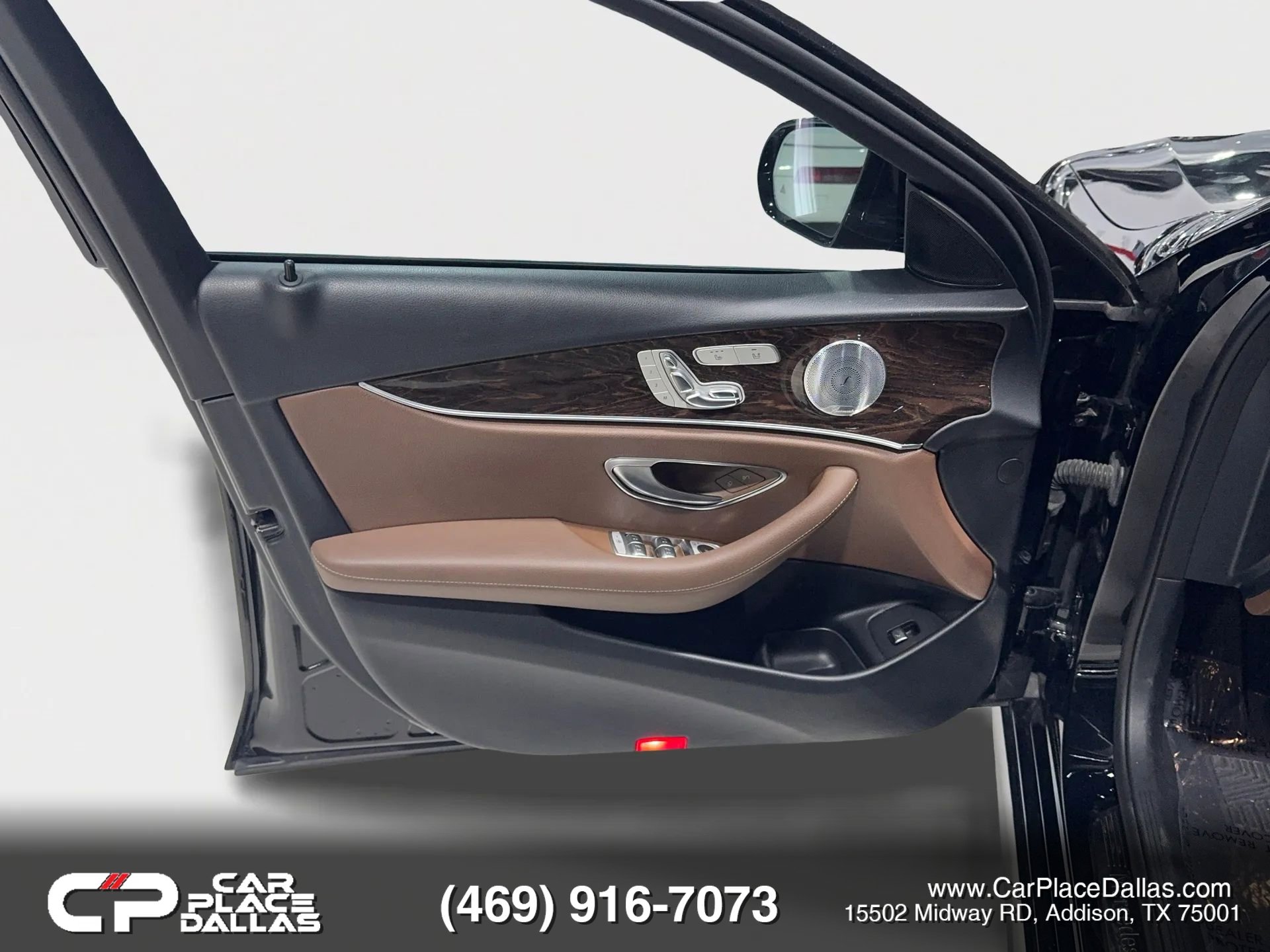 Used 2018 Mercedes-Benz E 300 image 17