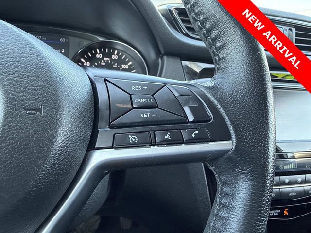 Used 2020 Nissan Rogue SV image 28