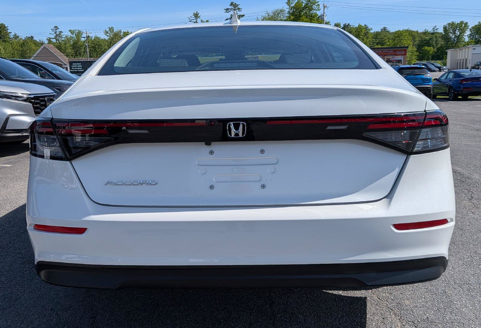Certified 2023 Honda Accord EX image 10